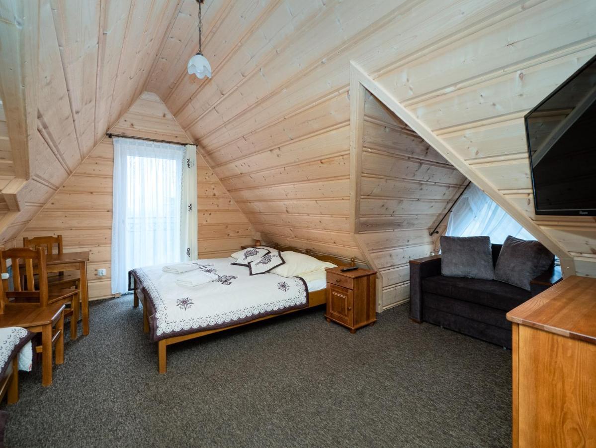 Tarasowka Hotell Ciche Małe Exteriör bild