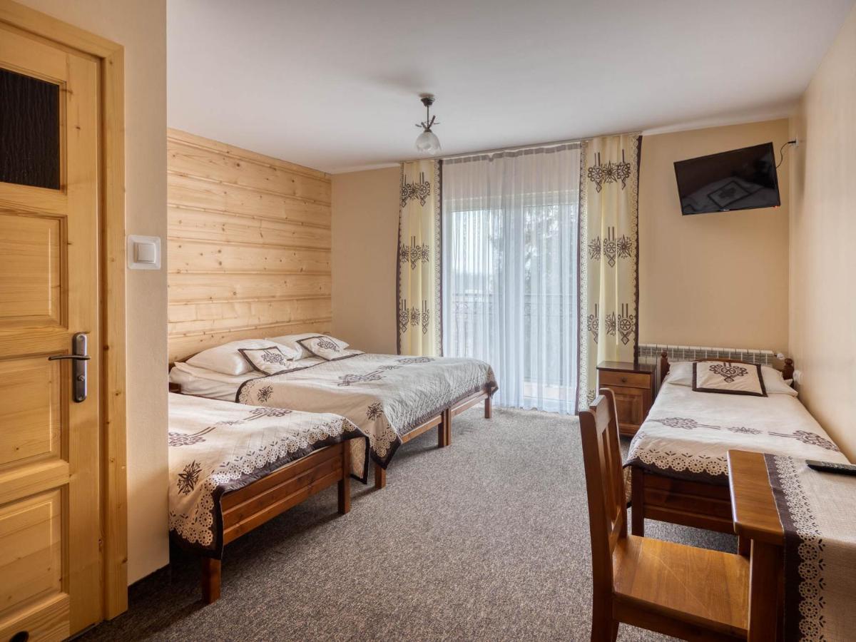 Tarasowka Hotell Ciche Małe Exteriör bild